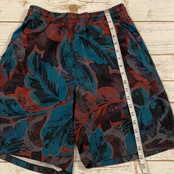 Lululemon Pace Breaker Short 9" *Linerless Tropical Shadow Shark Teal Multi Med - Picture 6 of 15